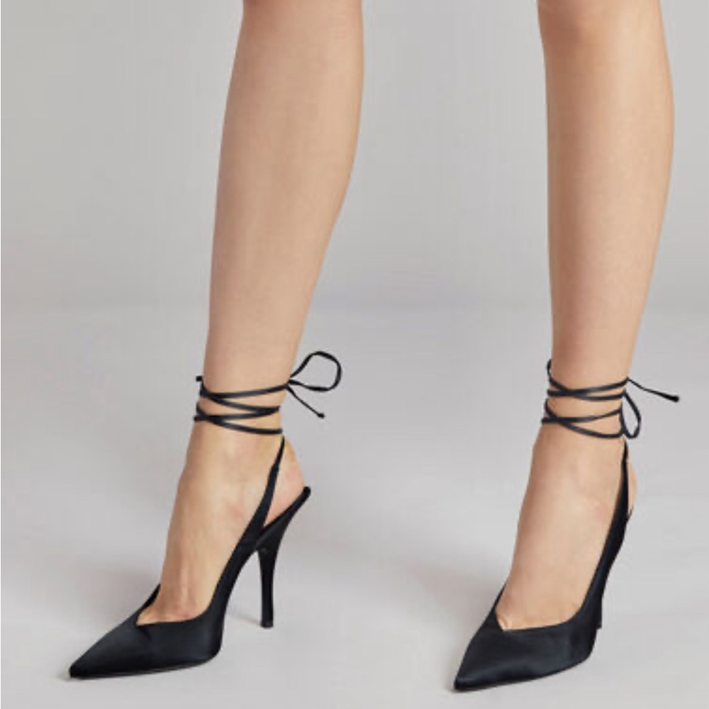 The attico pointed toe slingback with ankle strap metallic